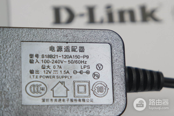 友讯DIR-878拆机揭秘AC1900无线路由器