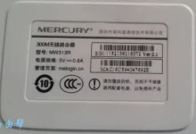 水星路由器背面的WiFi密码通常标有“WPA”或“WPA2”字样,旁边即为密码。-路由网
